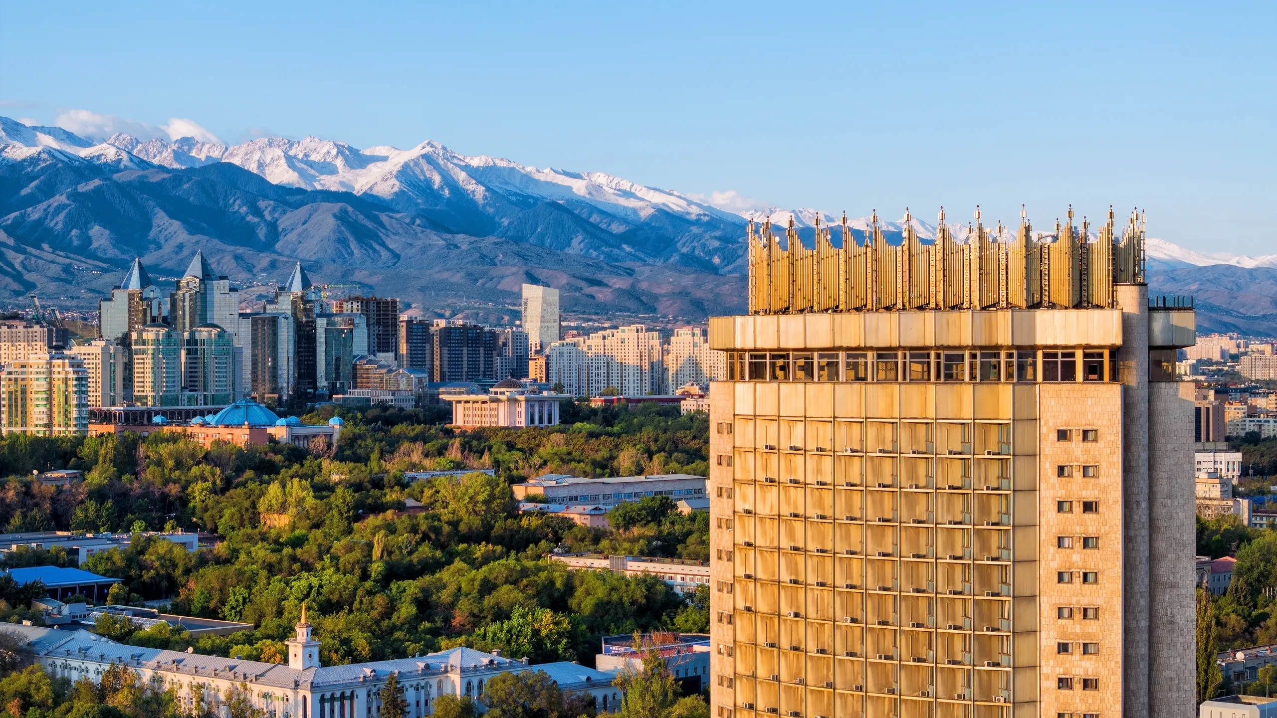 Read more about the article Discover Weed in Almaty : Perfect Guide