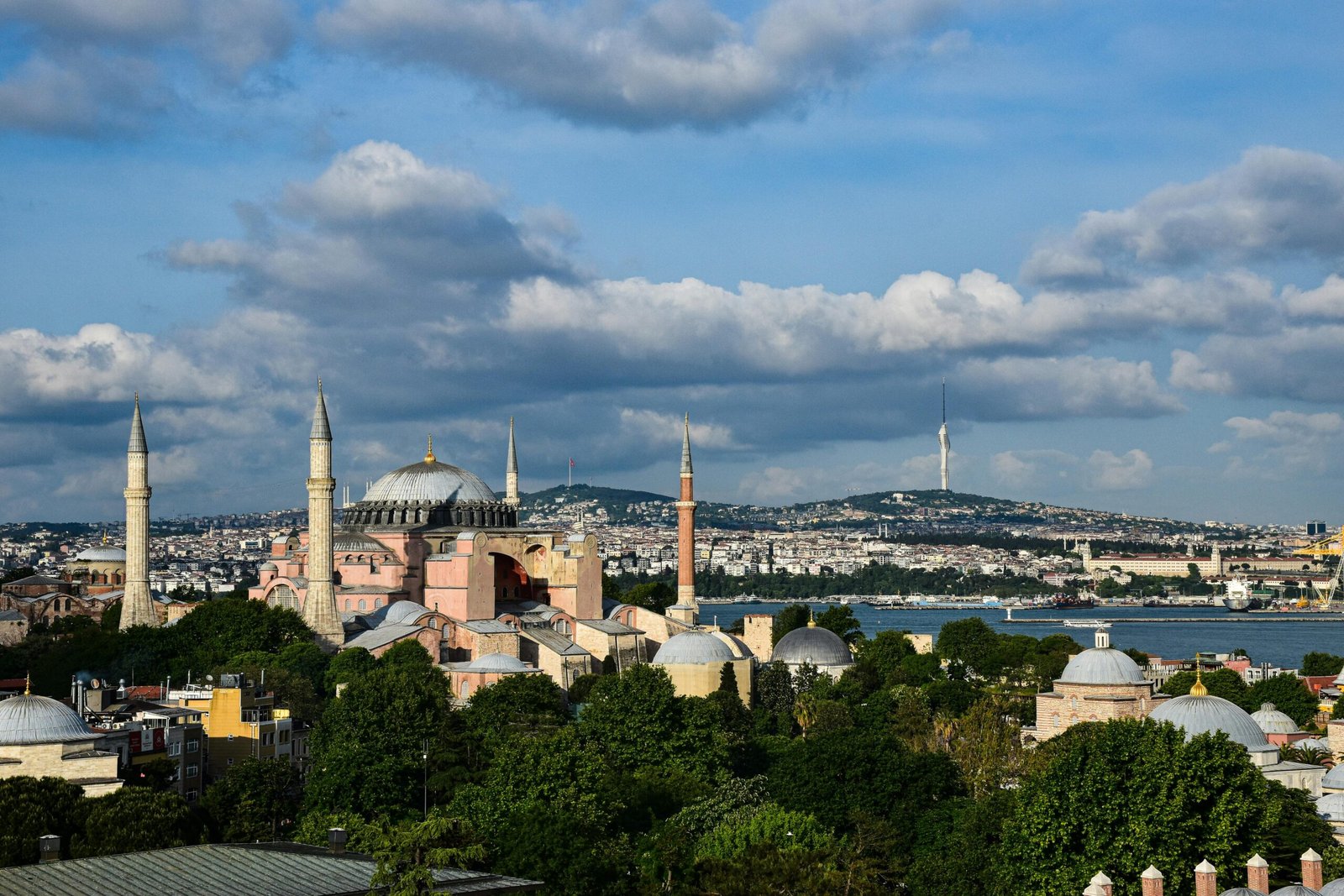 Read more about the article Discover Weed In Istanbul